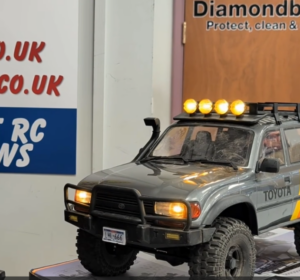 FMS FCX10 working Spotlights and headlights